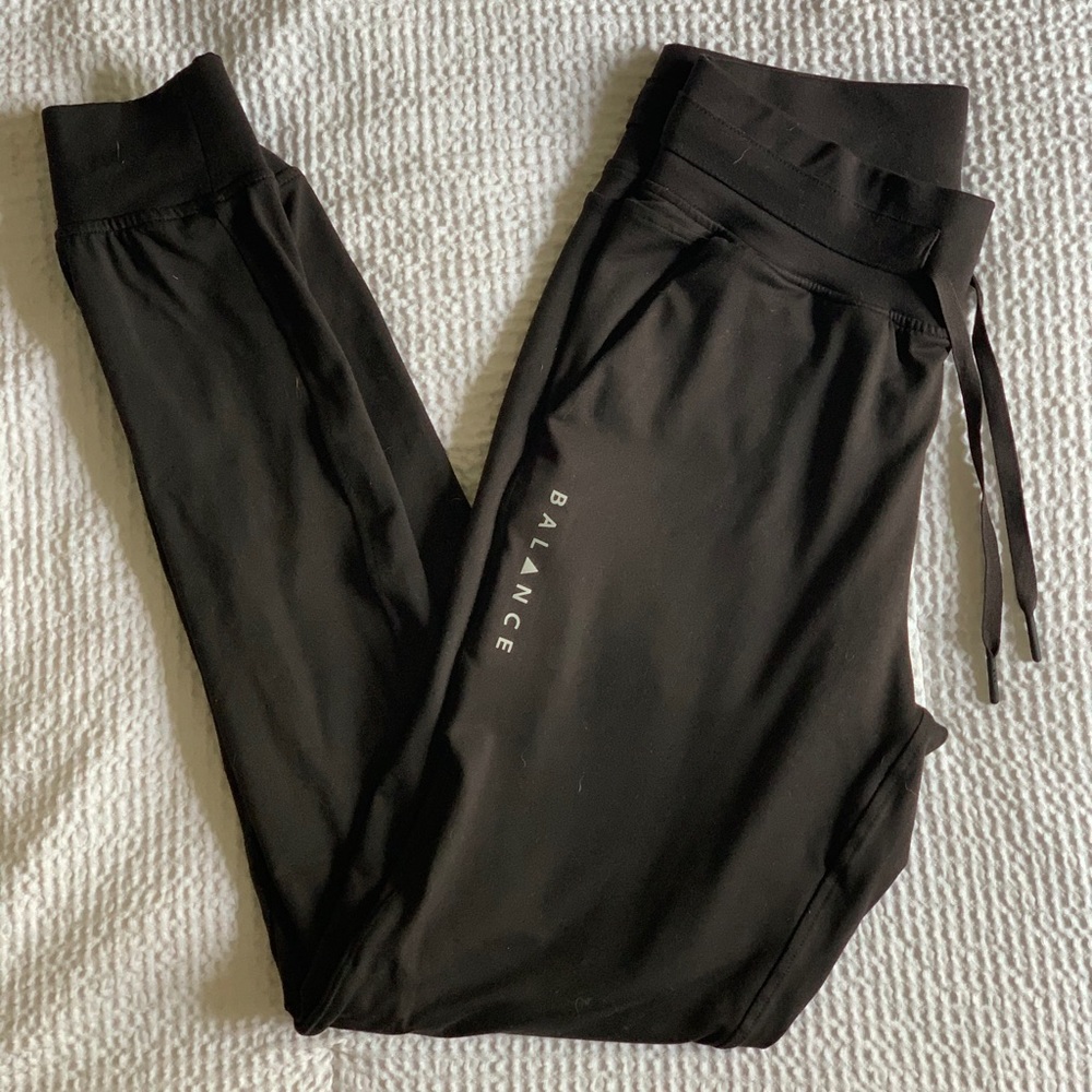 Balance Athletica joggers
